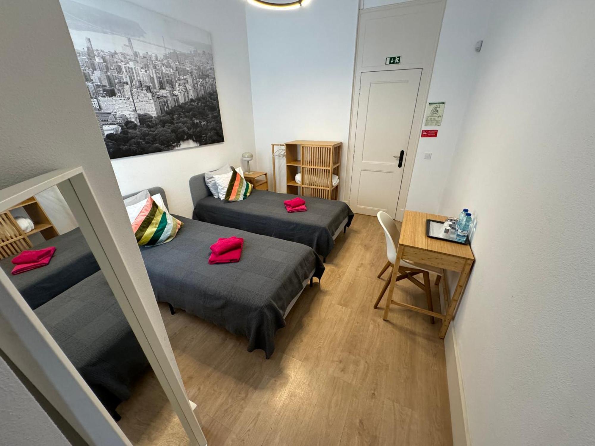 Residencial Real Guest House Azenhas do Mar Quarto foto